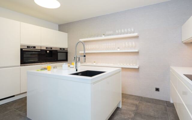 Beachfront Villa Azzurro With Pool