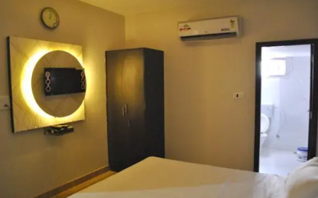 AKaSH MOTEL