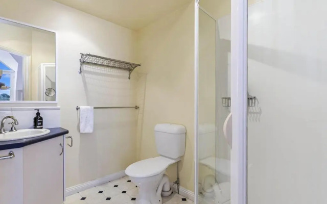 Johansson'S Perch No. 2