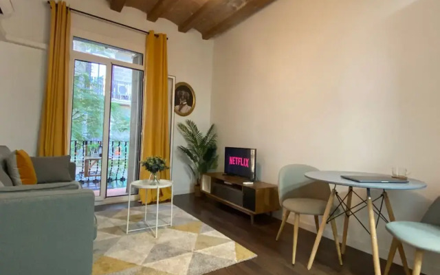 Cosy Urban Oasis 1BD in Poble Sec By Myrentalhost