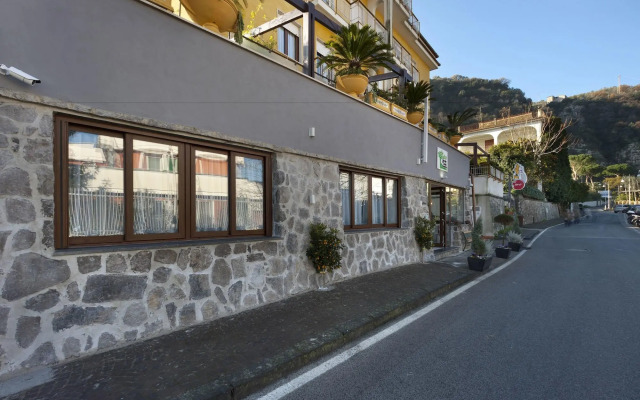 B&B Sorrento Central