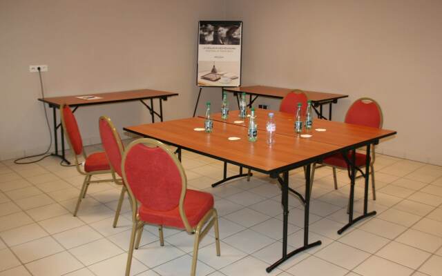 Mercure Rambouillet Relays du Chateau