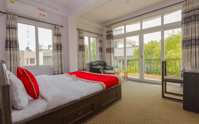 OYO 135 Lost Garden Apartment and Guest House
