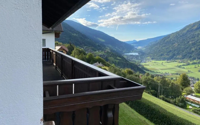 Nocky Mountains Lodge