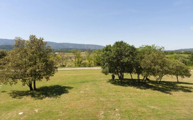 Villa Les Beaumettes - Haven of Peace in the Luberon