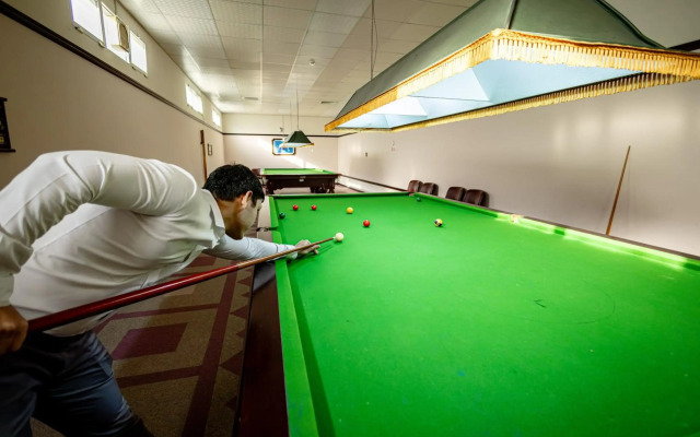 Hamdan Plaza Hotel