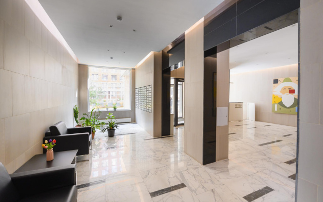 Almaty Apartments (Алматы Апартментс) на улице Манаса 22/2 блок 7