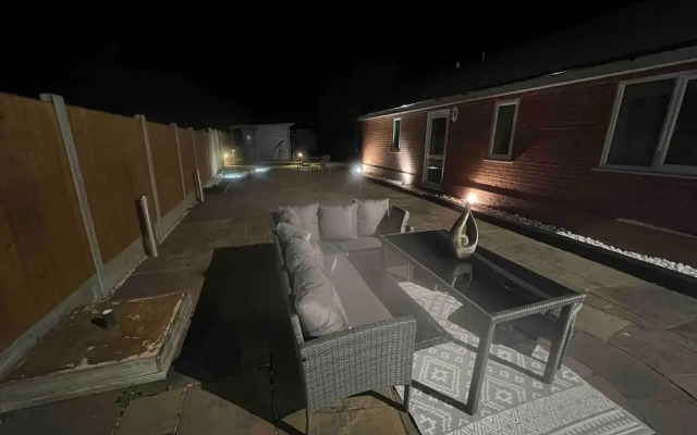 Serenity Haven 4-bed With Hottub,games,gym & More