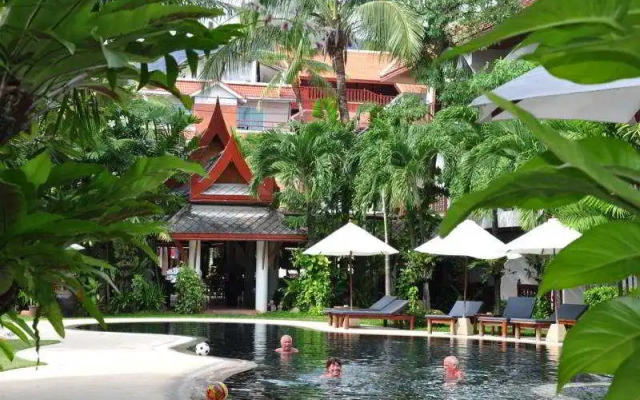 Salathai Resort