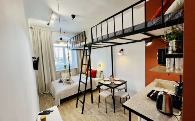 Диван и Чемодан на ул. Вокзальная магистраль, 2