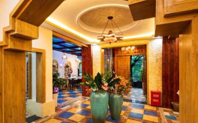 Riverside Pool Hotspring Boutique Hotel