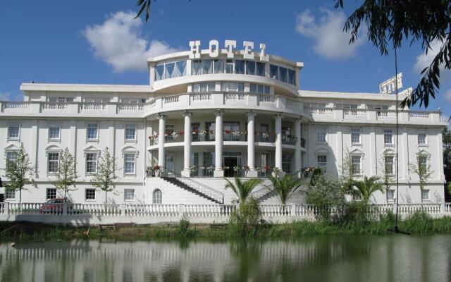 Отель Senator's Park