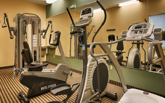 Executive Inn & Suites