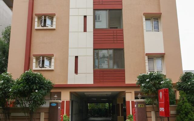 Golden Gate Service Apartments By OYO Rooms