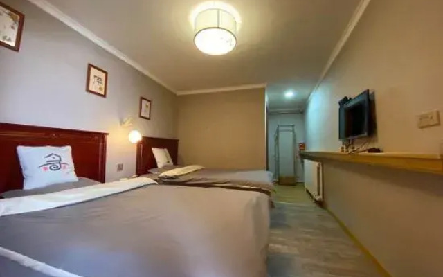 Xunlai Xunqu Hostel
