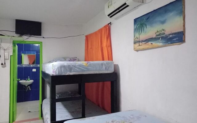 Room in Guest Room - Green Sea Inn in the San Luis Sector