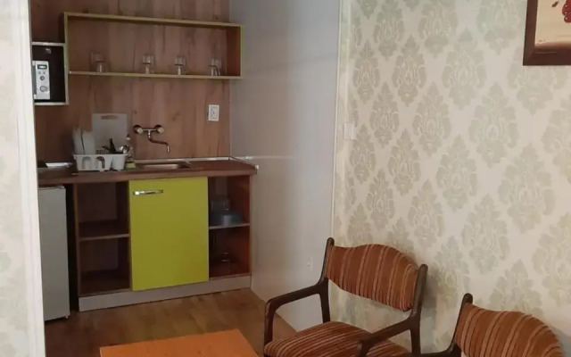 Elmona Holiday Stay