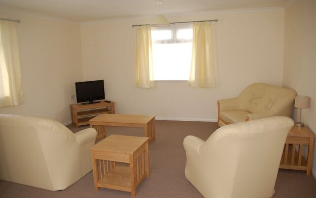 Warrens Village Motel and Self Catering
