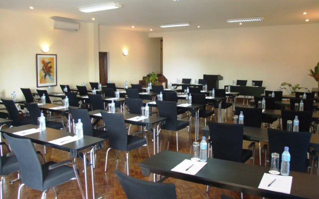 Coral Beach Hotel Dar Es Salaam