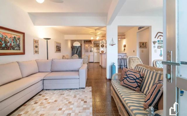 Apartamento com 02 dormitórios