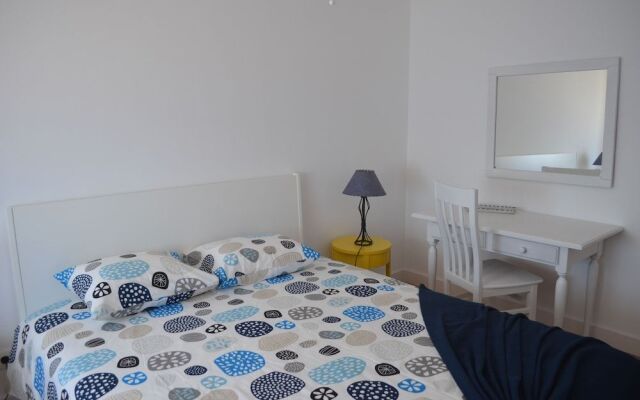 Lila's Beach Apartment