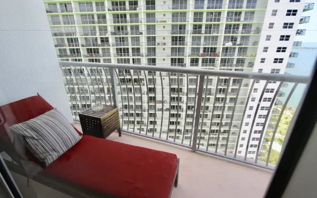 Opera Tower By Suarez Vacation Rentals