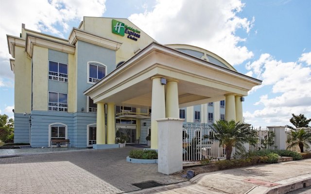 Holiday Inn Express Hotel & Suites Trincity Trinidad Airport, an IHG Hotel