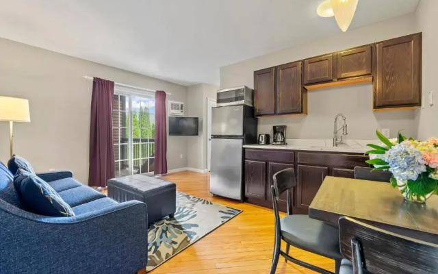 Sea Rose Suites