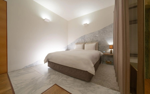 Snow hotel