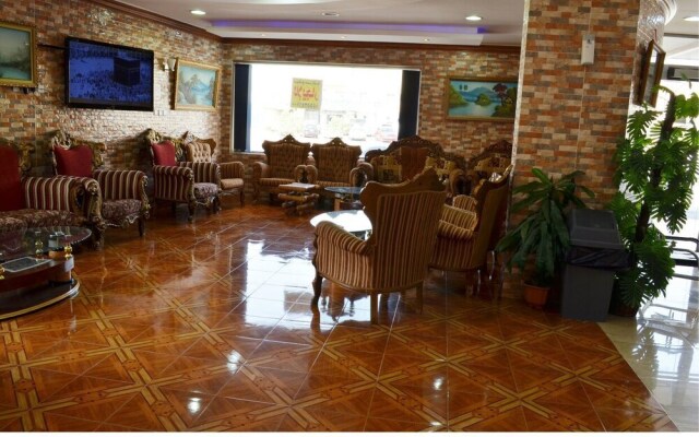 Omseyat Al Sharq Furnished Units 3