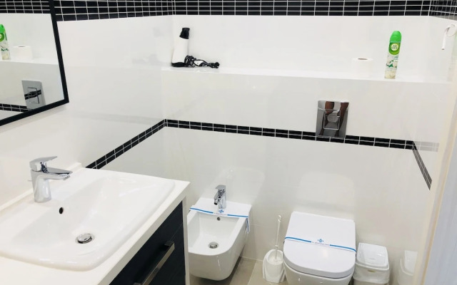 Royal Gold Apartment