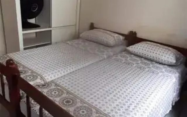 Minha Casa, Seu Hostel