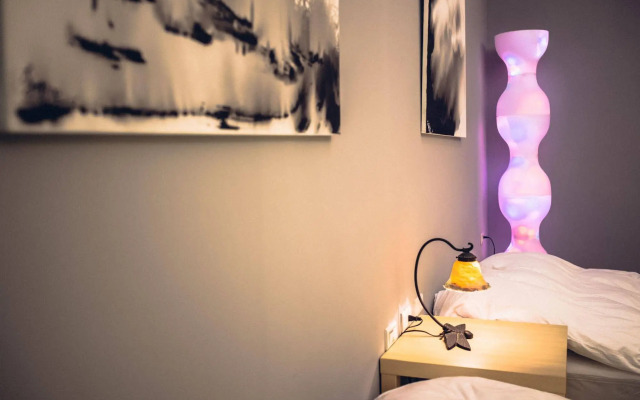 So Art Guesthouse & Hostel