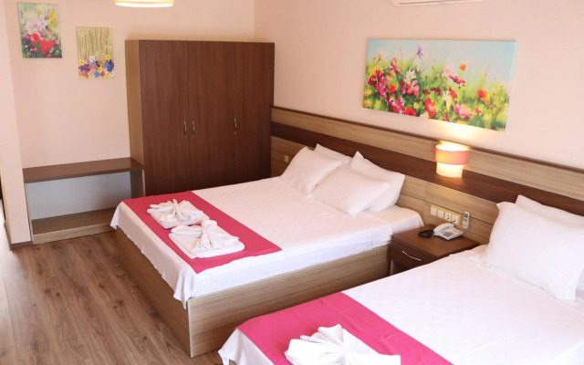 Eden Pyara Hotel Turunc