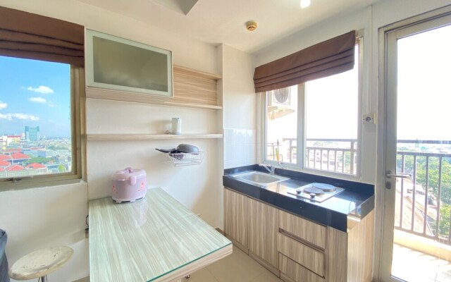 Bright & Stylish 2BR Hook Apartment At Sudirman Suites Bandung