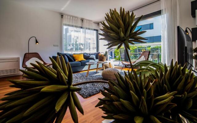 Crystal Holiday Residence