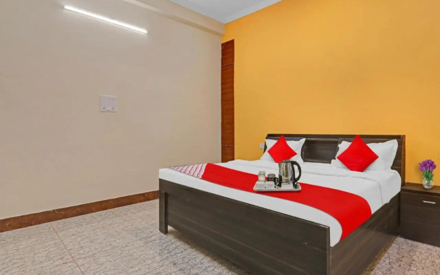 Oyo Flagship 70327 Hotel Manu Grand