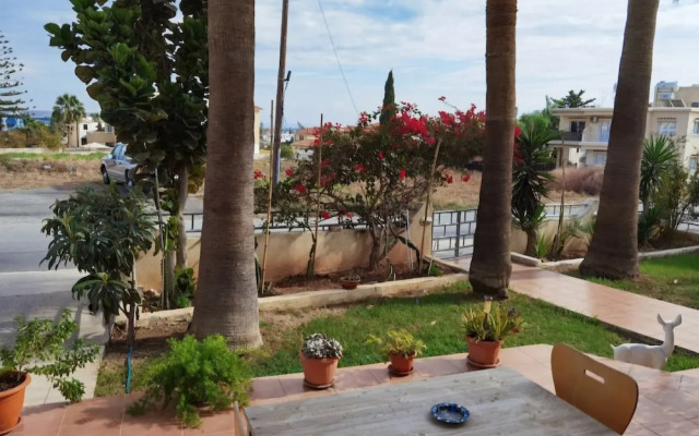 Oroklini Oasis - 2 Bed Apartment