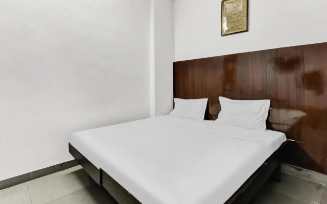 Capital O 86680 Unique Residency