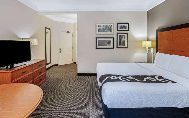 La Quinta Inn & Suites by Wyndham Birmingham Hoover