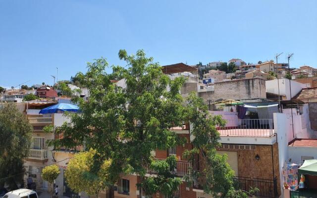 Private townhouse with roof terrace close to the beach