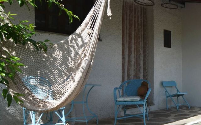 Azure Home - Seaside Comfort