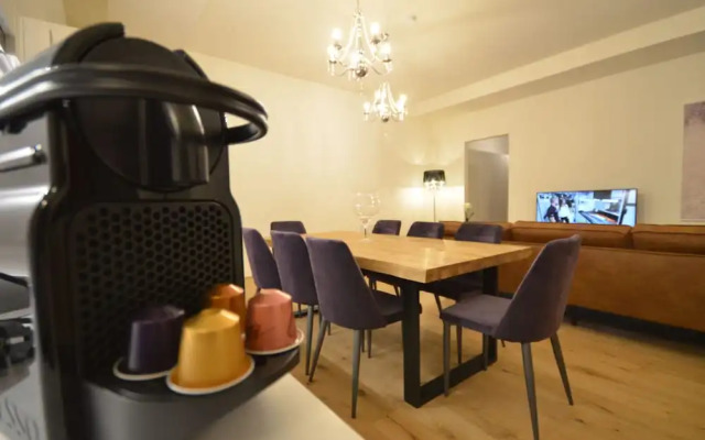 Luxury Residence near Parliament