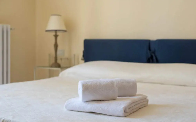 Charming 2bed Apt Overlooking Duomo