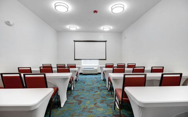 Candlewood Suites Waco by IHG