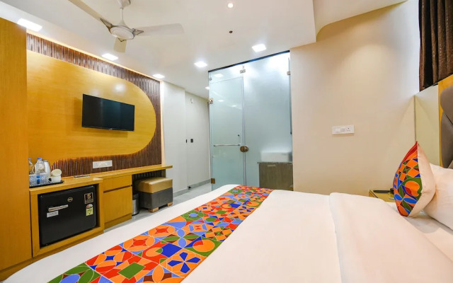 Fabhotel Grand Palazzo