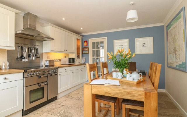 1 River Cottage