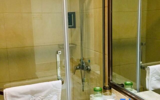 Wenjiang Star Business Hotel