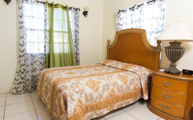 Connie's Comfort Suites