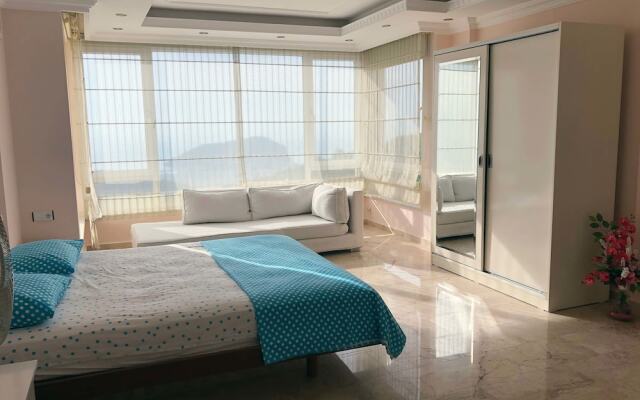 Fantastic 4 bedroom Lux Villa